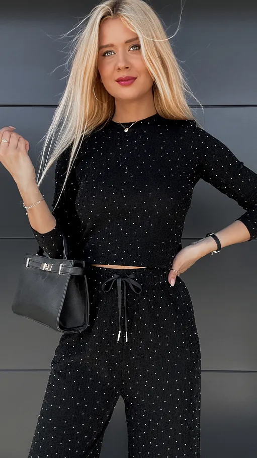 Lekki jesienny komplet w czerni zdobiony mini cyrkoniami ONE SIZE - P961