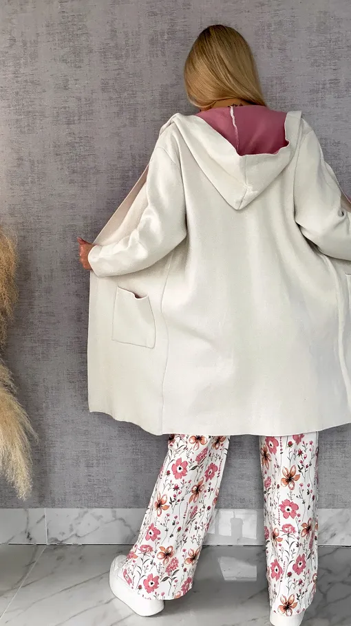 Oryginalna wiosenna narzutka z kapturem ONE SIZE - R540