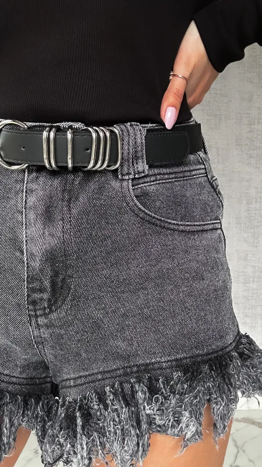 Szorty jeansowe z czarnym paskiem BLACK JEANS elastyczne - P422A