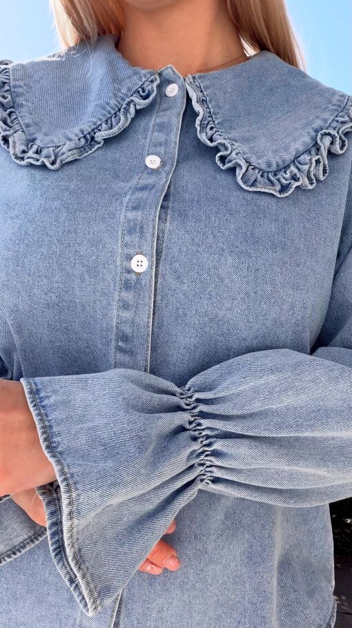 Oryginalna bawełniana jeansowa koszula z modnym dekoltem ONE SIZE - R801