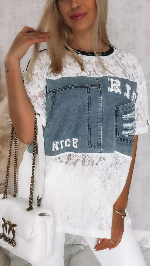 Luźna bluzka z białej koronki z jeansowym dekoltem ONE SIZE - R811