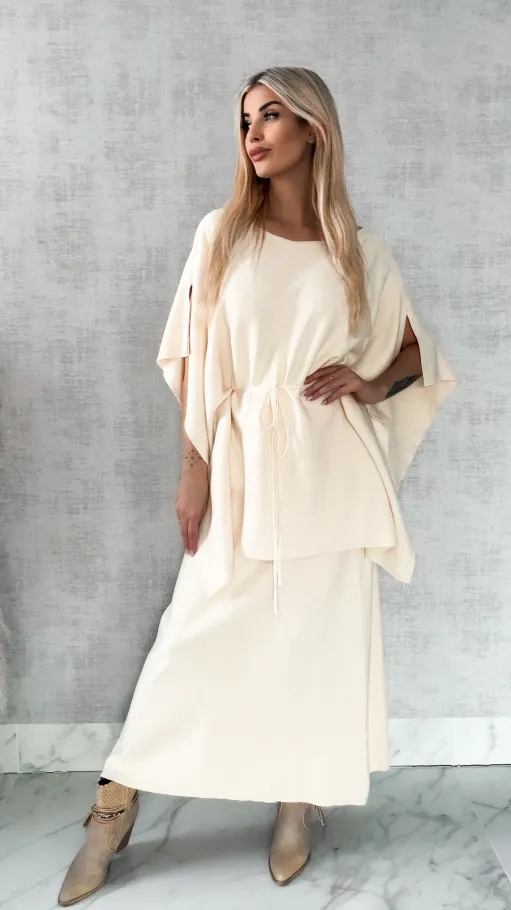 Elegancki dzianinowy komplet tunika + spódnica ONE SIZE jasno beżowy - R315B