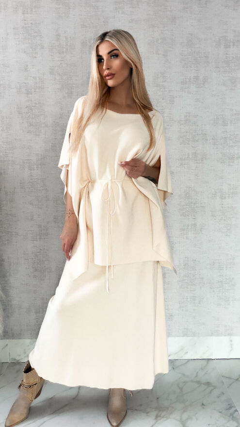Elegancki dzianinowy komplet tunika + spódnica ONE SIZE jasno beżowy - R315B