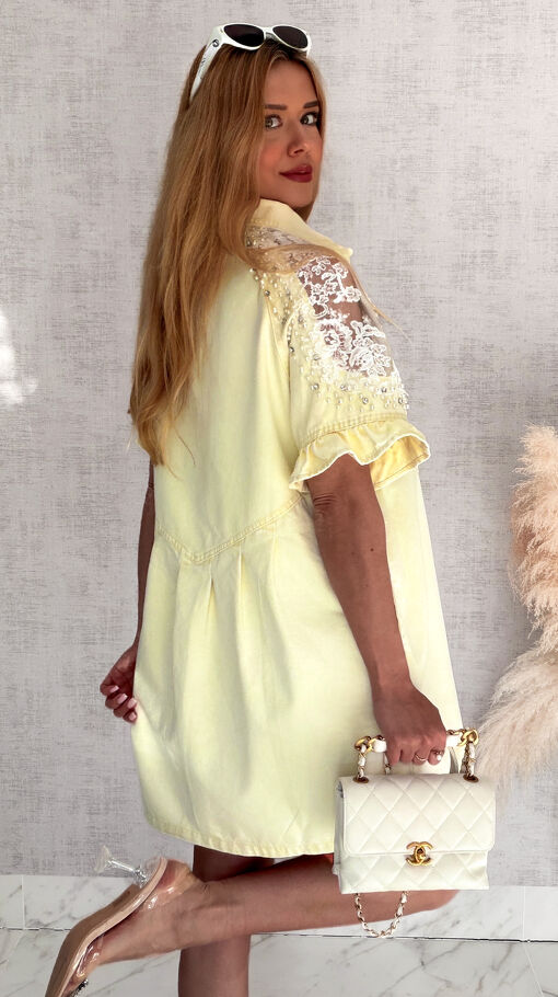 Oryginalna jeansowa sukienka OVERSIZE z ozdobnymi ramionami ONE SIZE żółta - S011B