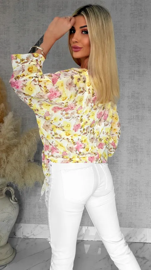 Wiosenna bluzka w żółte kwiaty z wiązaniem ONE SIZE - R837