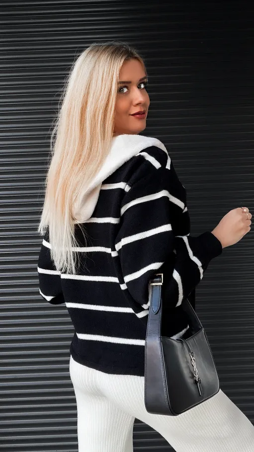 Czarny sweter w paski z kapturem w stylu alpaki ONE SIZE - R334