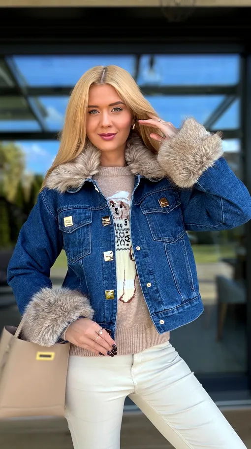 Mięciutka kurtka jeansowa ocieplana futerkiem BLUE JEANS - R227