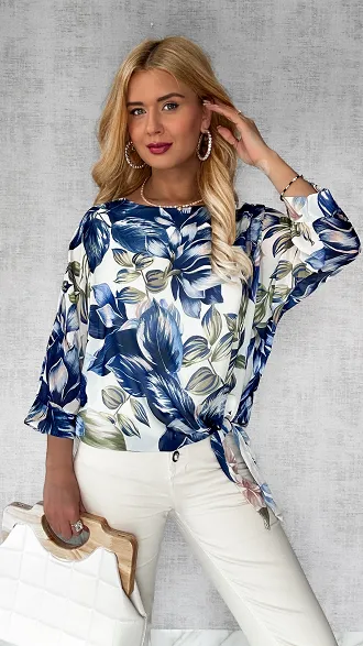 Wiosenna bluzka niebieskie kwiaty ONE SIZE - P611