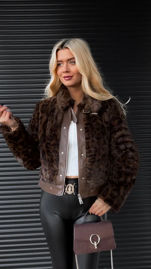 Świetne jesienne futerko w panterkę - R327