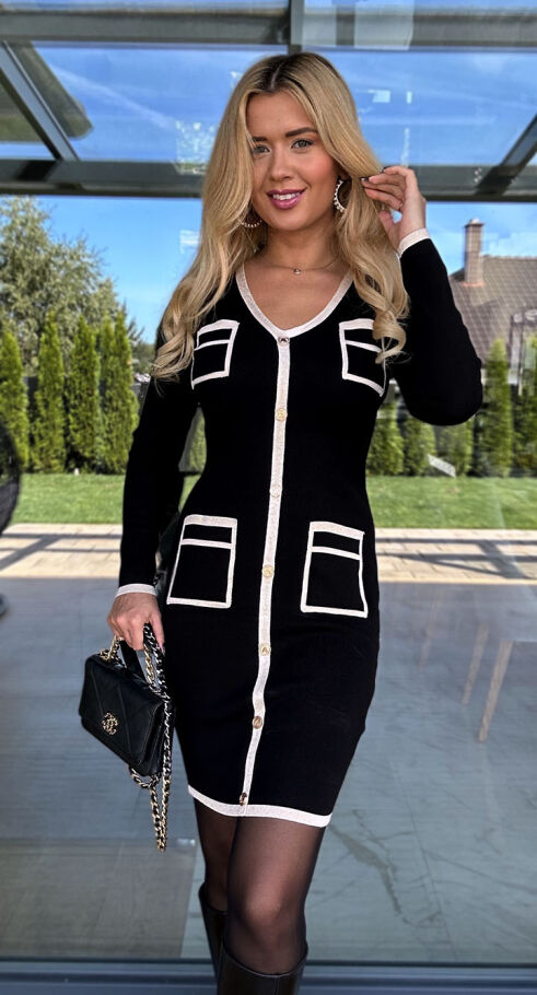 Czarna dzianinowa sukienka z wiskozy ZŁOTE GUZIKI - N596