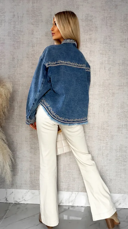 Idealna kurtka jeansowa na wiosnę z oryginalnymi haftami ONE SIZE - R444