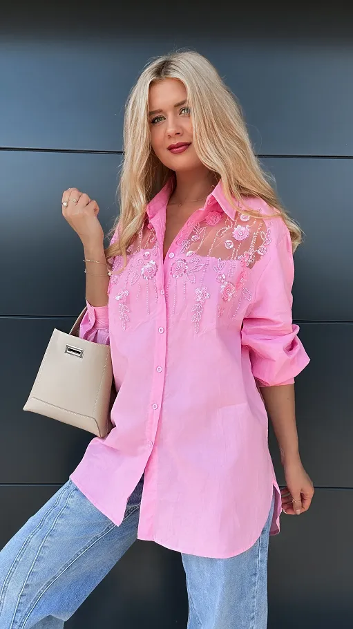 Różowa koszulowa z transparentnym i zdobionym dekoltem ONE SIZE - P958A