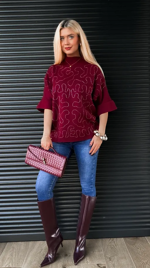 Luźny sweter półgolf w kolorze BORDOWYM z koralikami - R329