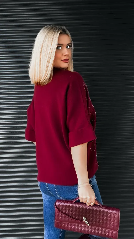 Luźny sweter półgolf w kolorze BORDOWYM z koralikami - R329