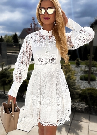Biała idealna sukienka na komunie dla mamy KORONKOWA - L947