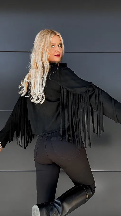 Zamszowa kurtka przejściowa z frędzlami ONE SIZE czarna - P983B