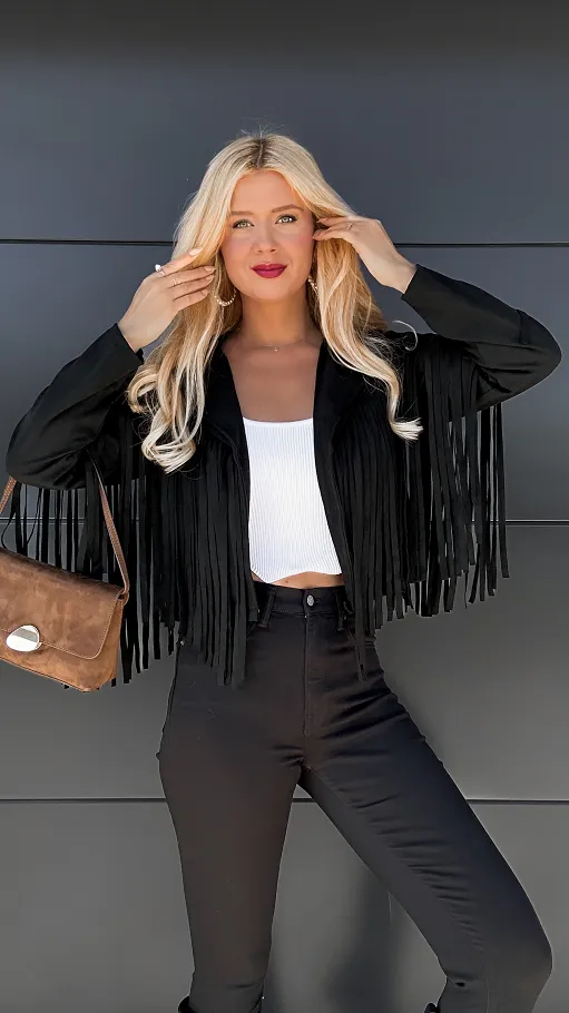 Zamszowa kurtka przejściowa z frędzlami ONE SIZE czarna - P983B