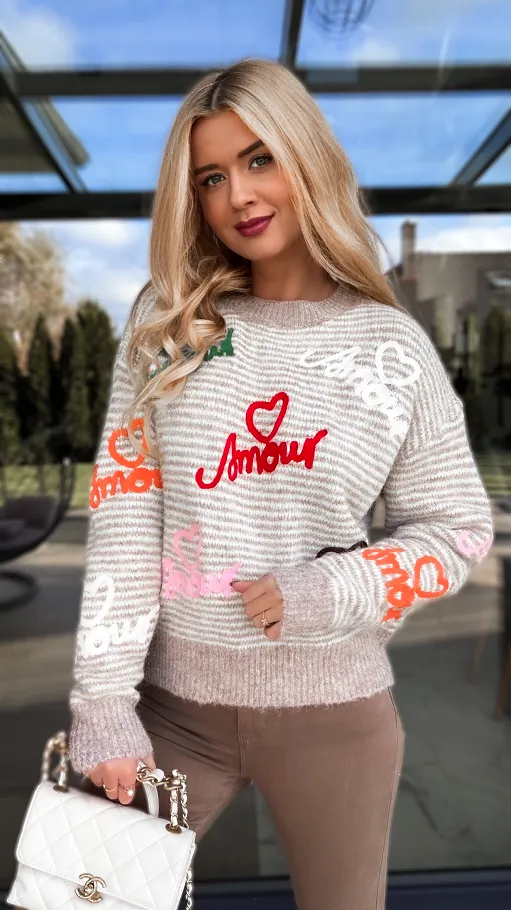 Jesienny sweter w paski AMOUR one size - R184