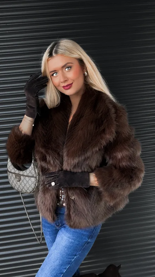 Piękne brązowe futerko imitacja JENOTA - R319A