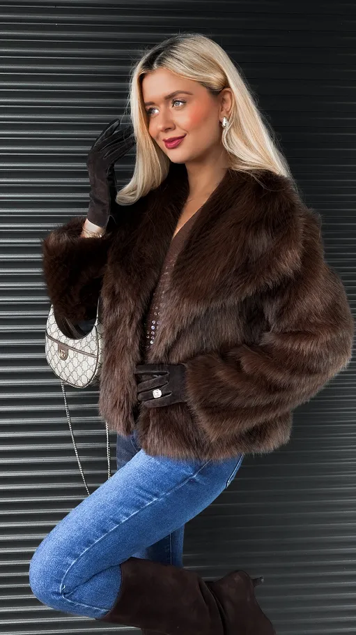 Piękne brązowe futerko imitacja JENOTA - R319A