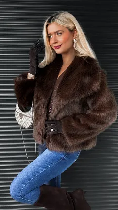 Piękne brązowe futerko imitacja JENOTA - R319A