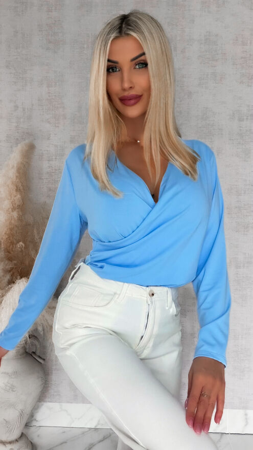 Elegancka niebieska bluzka z kopertowym dekoltem ONE SIZE - R533