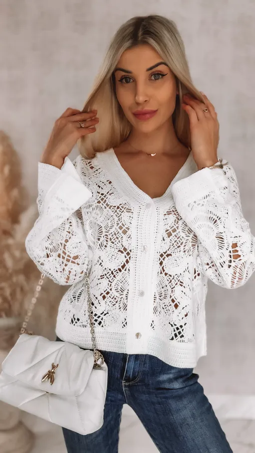 Ażurowy szydełkowy sweter na guziki ONE SIZE white - R920