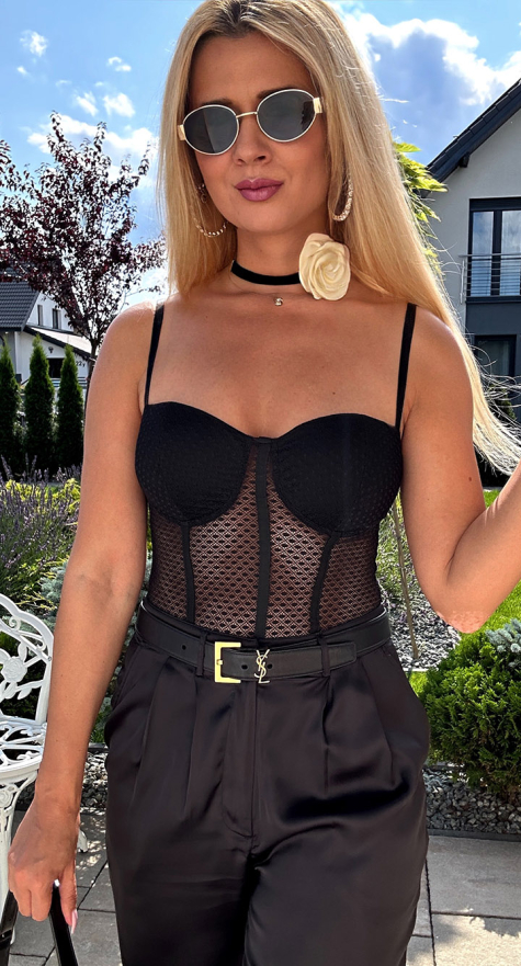 Zmysłowe elastyczne koronkowe BODY bluzka z usztywnianymi miseczkami CZARNE - N416A