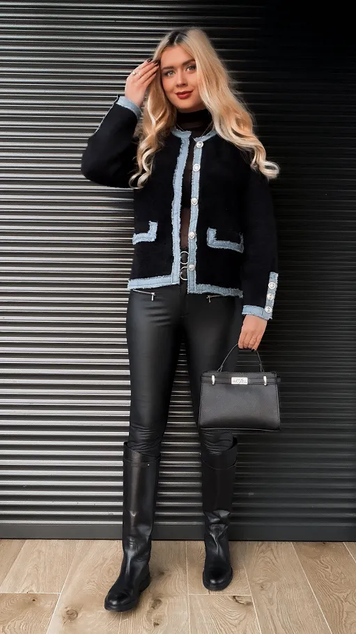 Ciepła marynarka wykończona jeansowymi dodatkami ONE SIZE czarna - R349A