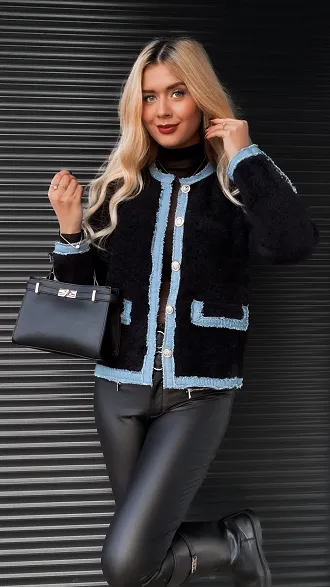 Ciepła marynarka wykończona jeansowymi dodatkami ONE SIZE czarna - R349A