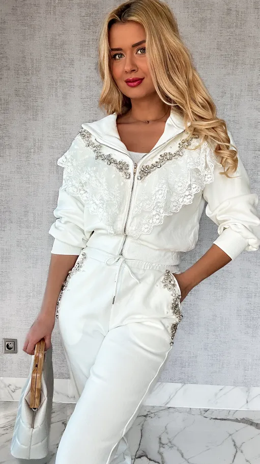Bawełniany BIAŁY komplet dresowy zdobiony srebrnymi dodatkami - P168A