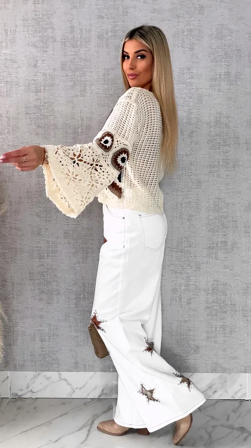 Mega modny ażurowy sweterek w szydełkowym stylu BEŻOWE odcienie - R659A