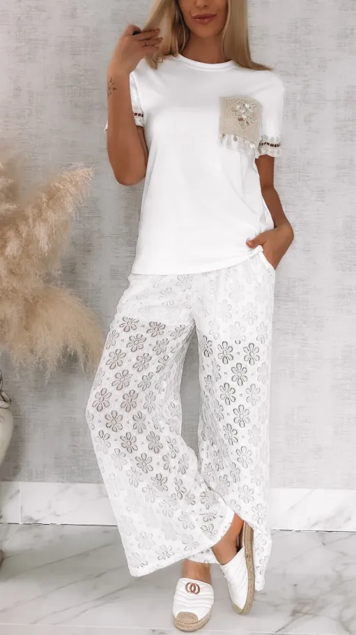 Biała bawełniana bluzka w stylu boho ONE SIZE t-shirt - R810