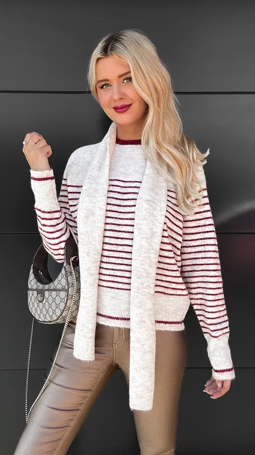 Klasyczny sweter w bordowe paski z szalikiem ONE SIZE - R096