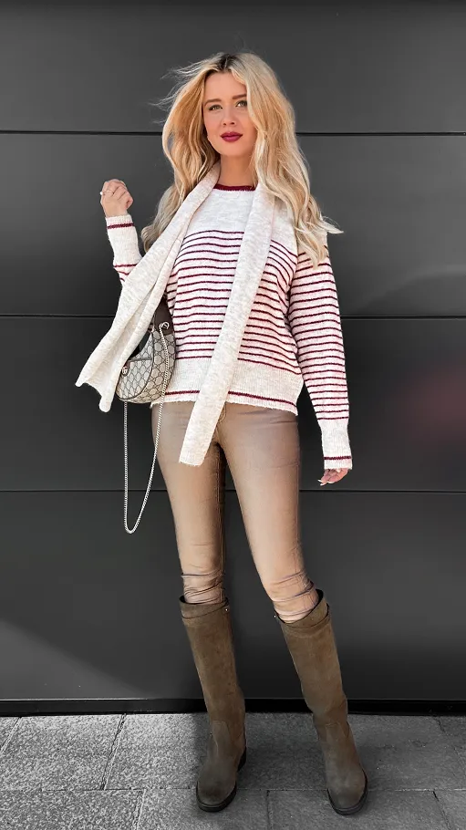 Klasyczny sweter w bordowe paski z szalikiem ONE SIZE - R096
