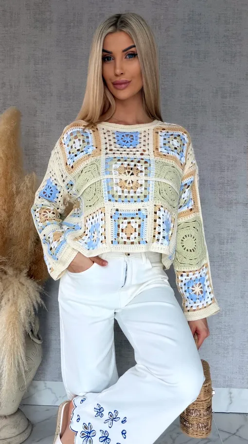 Wiosenny ażurowy sweterek w szydełkowym stylu SELEDYNOWY z niebieskim - R690D