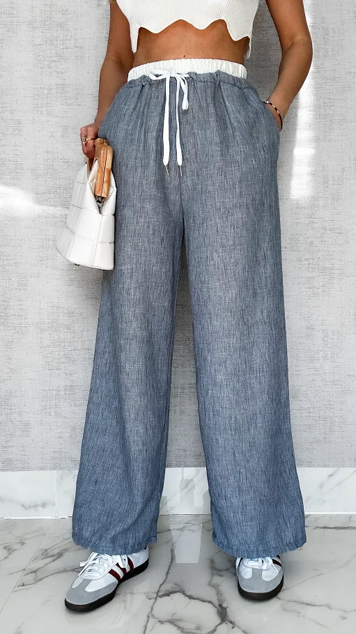 Wygodne SZARO-NIEBIESKIE spodnie z modnym białym pasem - P617B