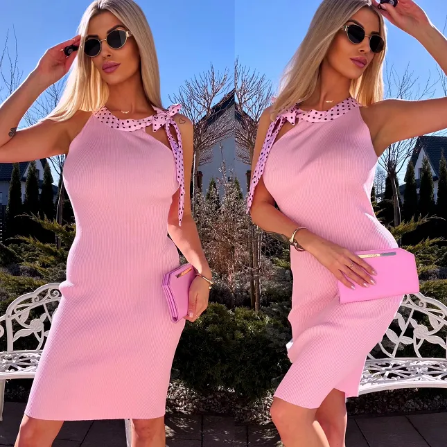Elastyczna dzianinowa sukienka PINK z wiskozy - R797