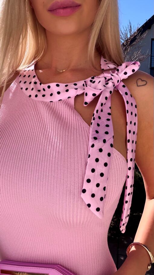 Elastyczna dzianinowa sukienka PINK z wiskozy - R797