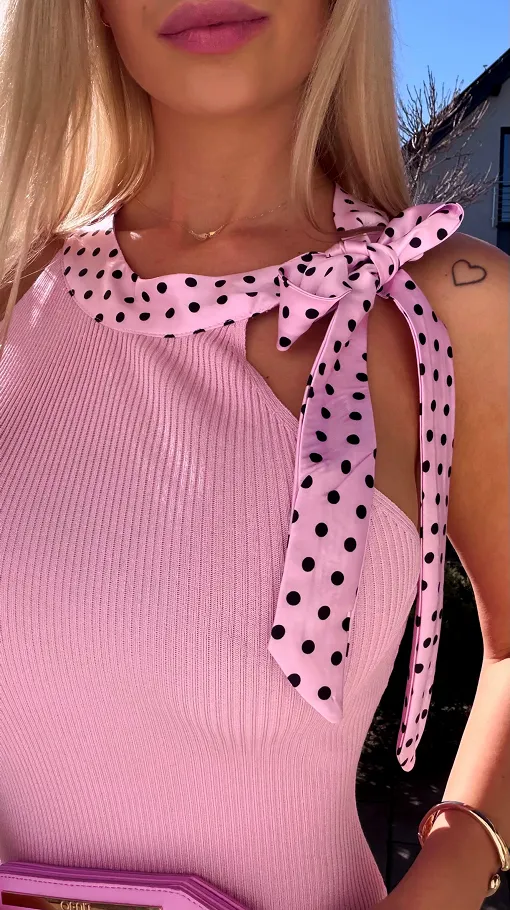 Elastyczna dzianinowa sukienka PINK z wiskozy - R797