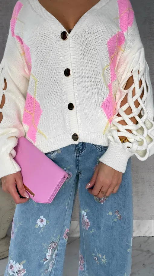 Wiosenny sweter z ażurowymi rękawkami ECRU - R665B
