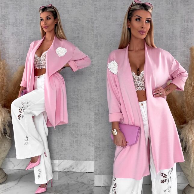 Elegancka narzutka z kwiatem ONE SIZE różowa - R555