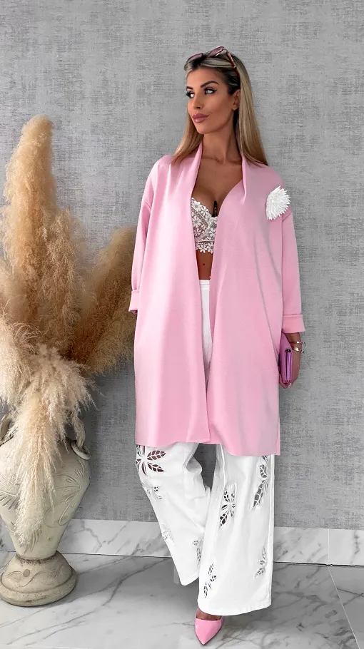 Elegancka narzutka z kwiatem ONE SIZE różowa - R555