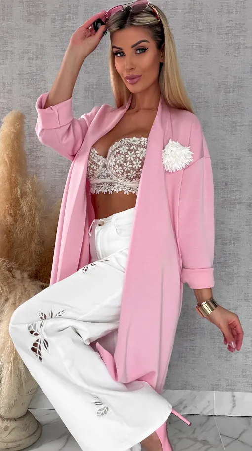 Elegancka narzutka z kwiatem ONE SIZE różowa - R555