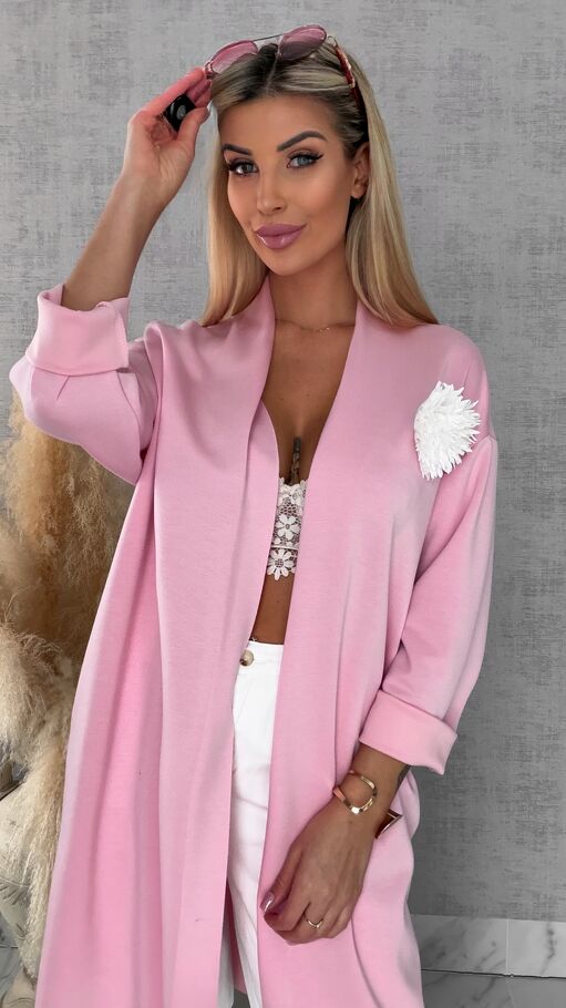 Elegancka narzutka z kwiatem ONE SIZE różowa - R555