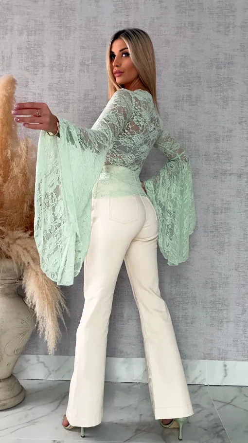 Miętowa koronkowa bluzka w szpic z dzwonkami ONE SIZE - R683A