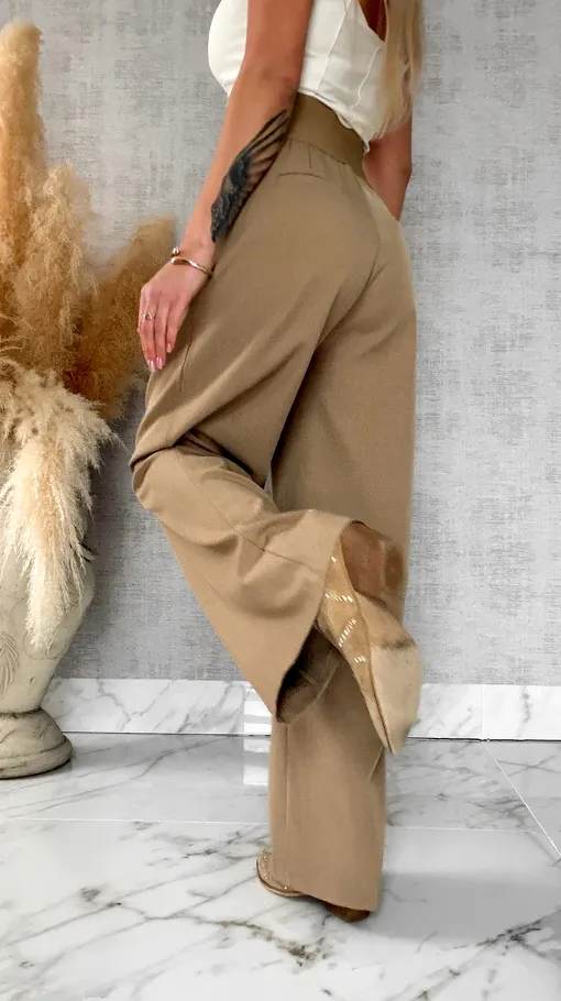 Eleganckie beżowe spodnie z szerokim elastycznym pasem - R694
