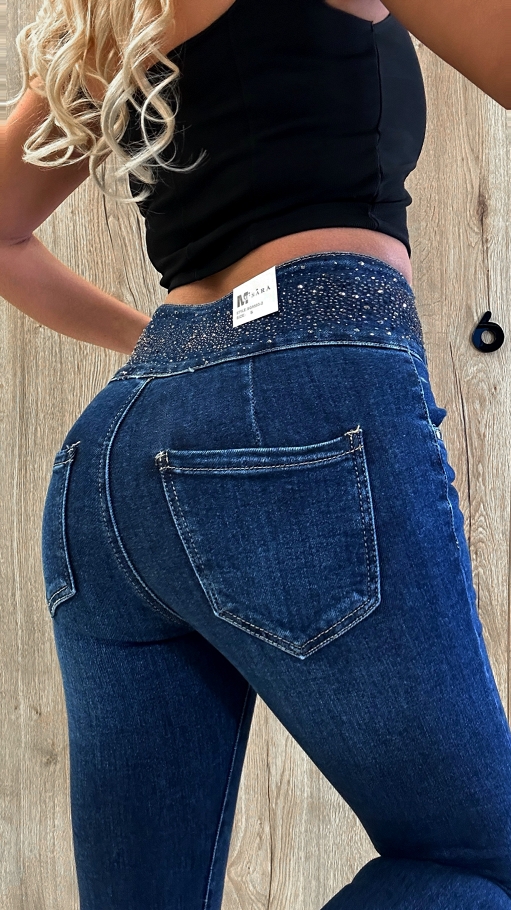 Niebieskie elastyczne spodnie jeansowe SKINNY z ozdobnym pasem - N780