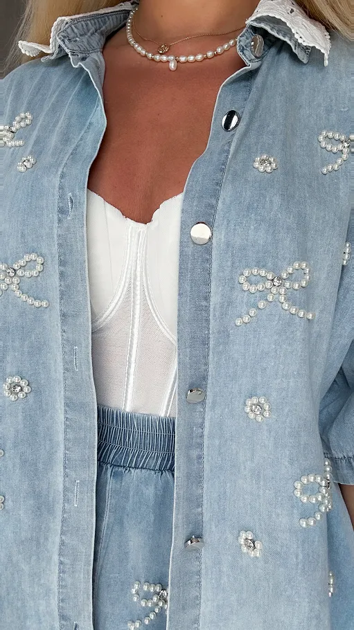 Miękki komplet jeansowy zdobiony kokardkami z perełek ONE SIZE - P764