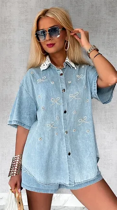 Miękki komplet jeansowy zdobiony kokardkami z perełek ONE SIZE - P764